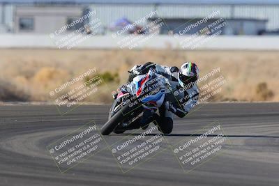 media/Dec-18-2022-SoCal Trackdays (Sun) [[8099a50955]]/Turn 4 (1pm)/